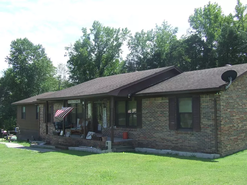 63 Sneed Rd, Mcminnville, TN 37110
