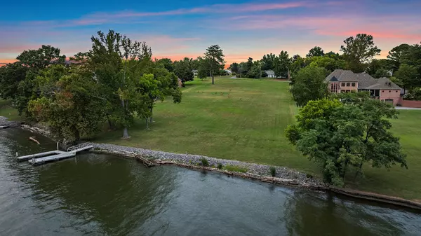Hendersonville, TN 37075,157 Cumberland Dr