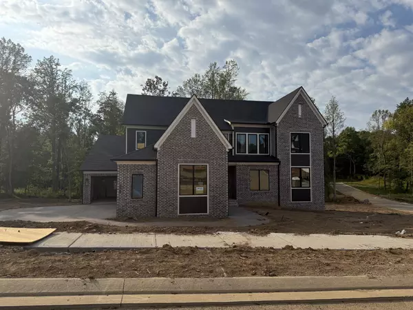 Arrington, TN 37014,5801 Brees Pl