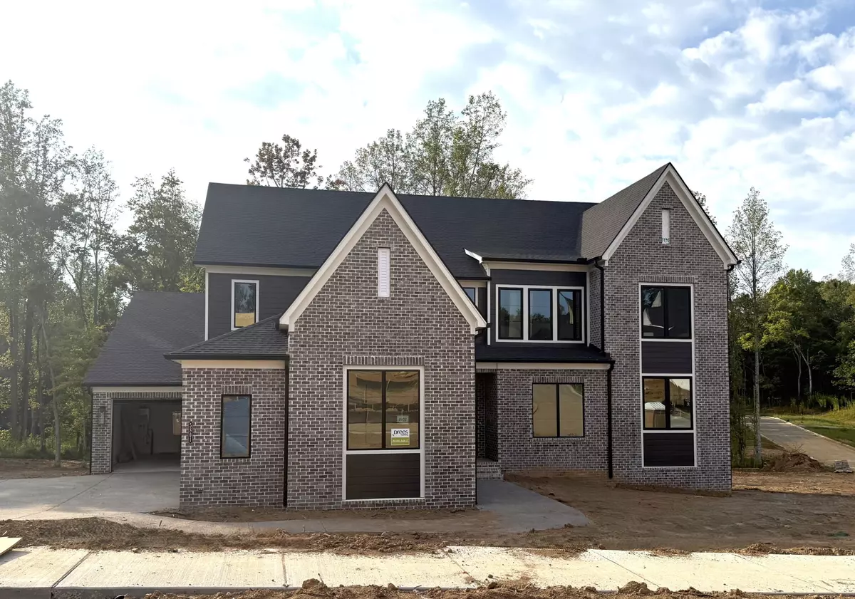 Arrington, TN 37014,5801 Brees Pl