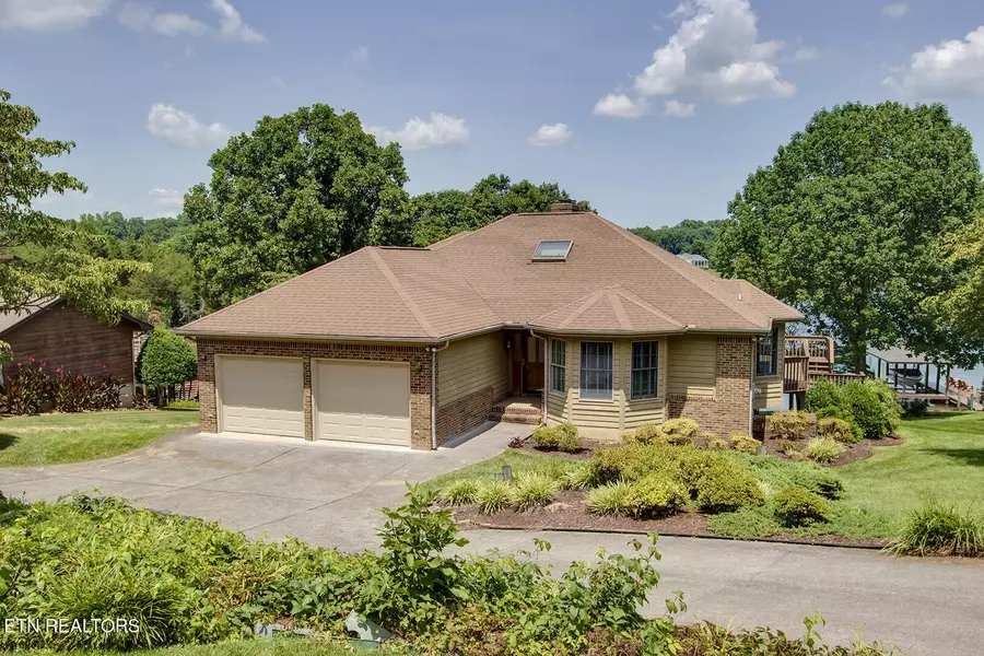 323 Kiyuga Way, Loudon, TN 37774