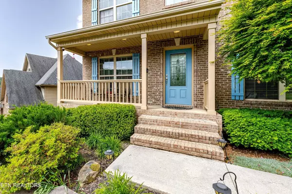 Knoxville, TN 37932,1827 Autumn Bluff Rd