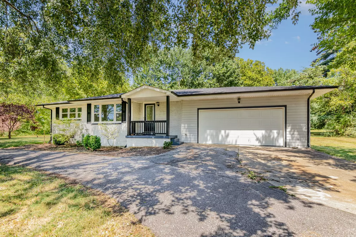 Woodlawn, TN 37191,2557 Woodlawn Rd