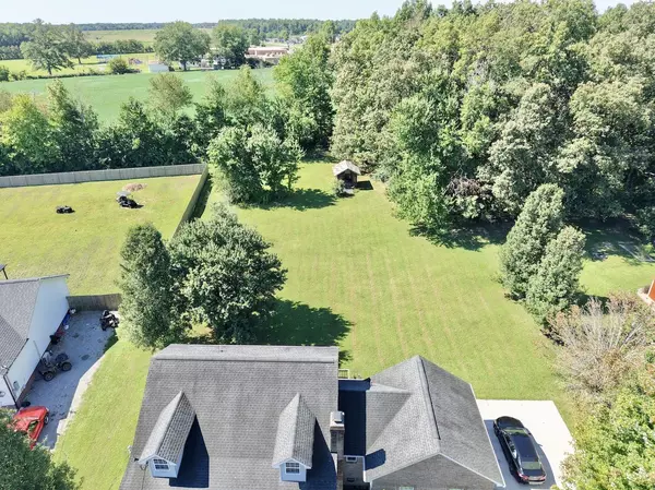 Bradyville, TN 37026,90 Heather Hts