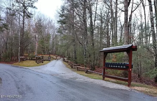 Oneida, TN 37841,6 Wilderness Tr