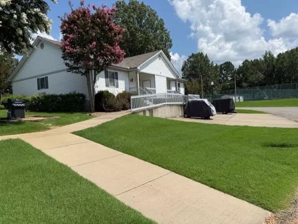 Springville, TN 38256,56 Pleasant Place #Q2
