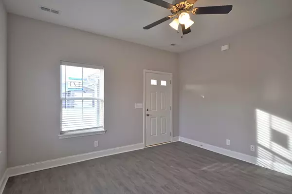 Clarksville, TN 37043,180 BAINBRIDGE DRIVE #B
