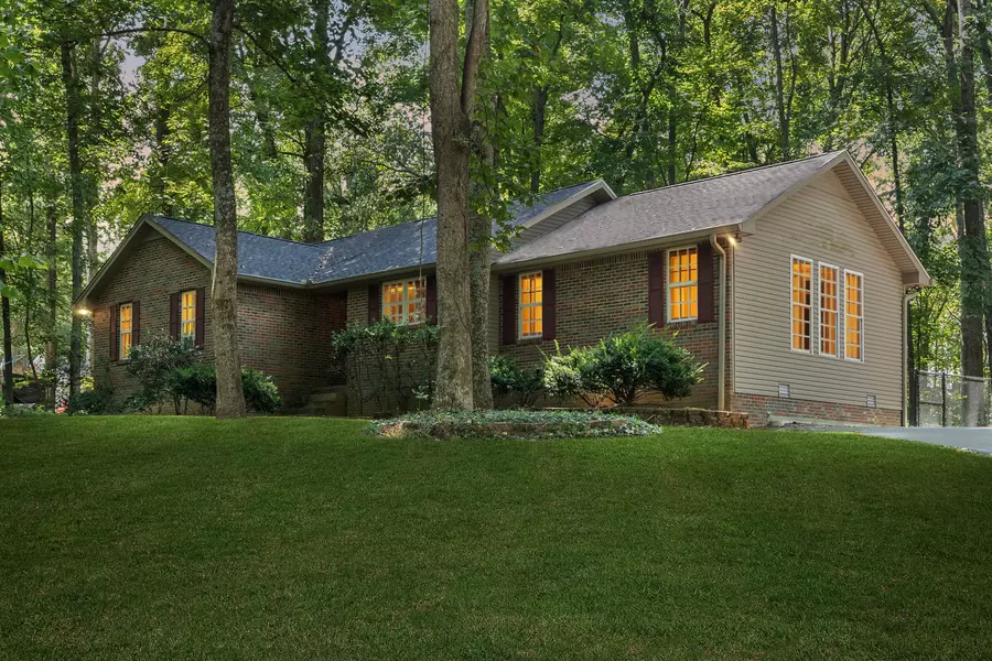 6007 Bluewater Dr, Lebanon, TN 37087