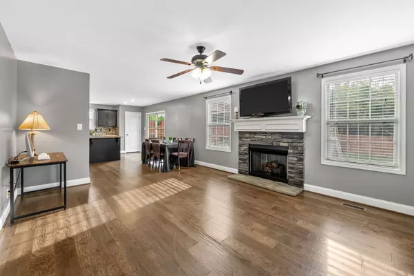 Clarksville, TN 37042,981 Harding Dr