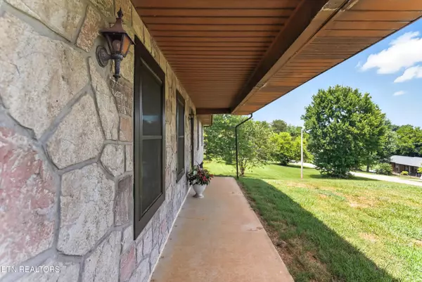 Maryville, TN 37803,926 Weaver Hill Drive