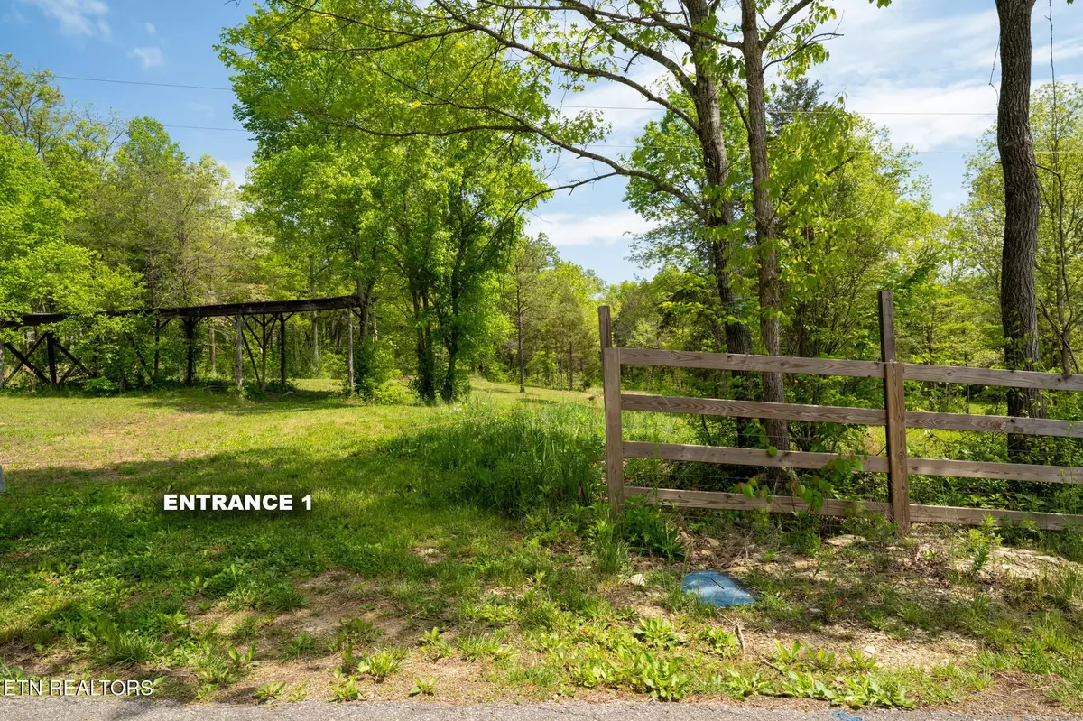 Philadelphia, TN 37846,674 Paint Rock Valley Rd