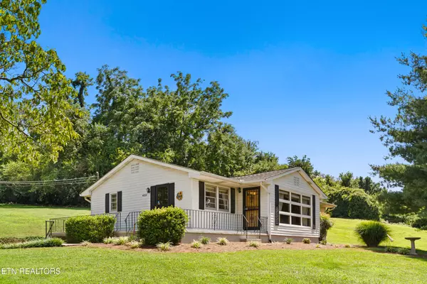 Knoxville, TN 37917,4008 Washington Pike