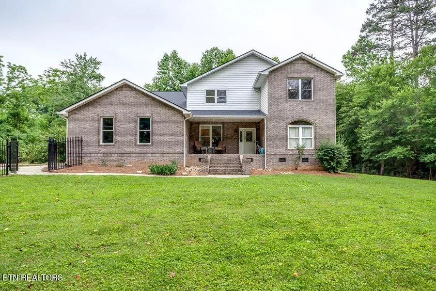 8522 Boss Rd, Knoxville, TN 37931