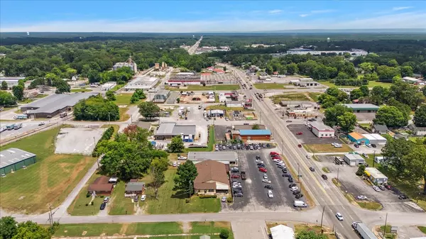 Tullahoma, TN 37388,201 E Carroll St