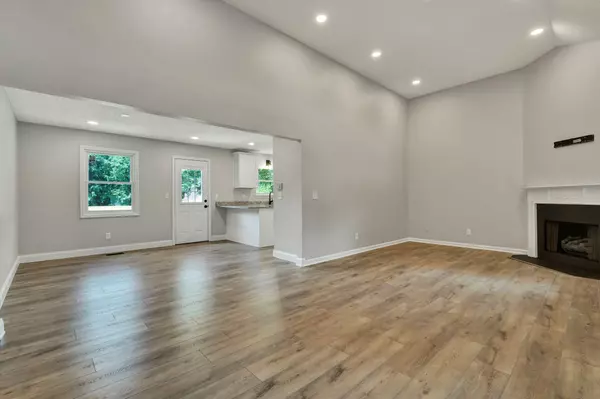 Ringgold, GA 30736,372 Castleview Drive