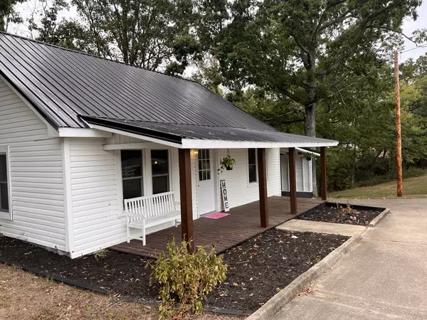 Waverly, TN 37185,1865 Clydeton Rd
