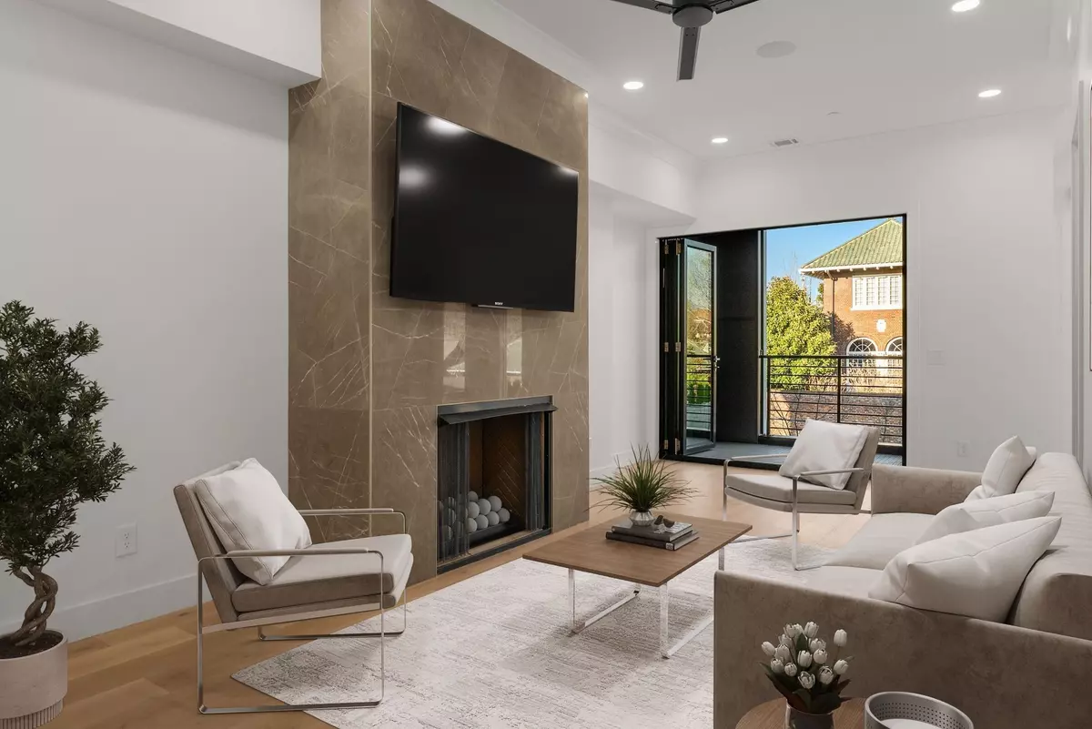 Nashville, TN 37205,95 Leonard Ave #6