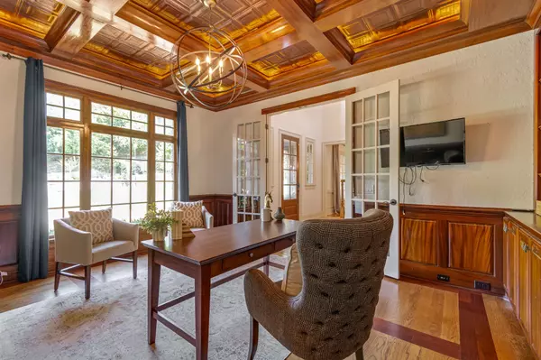 Franklin, TN 37069,405 Lake Valley Dr