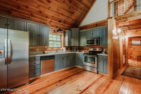 Gatlinburg, TN 37738,1013 Street Of Dreams