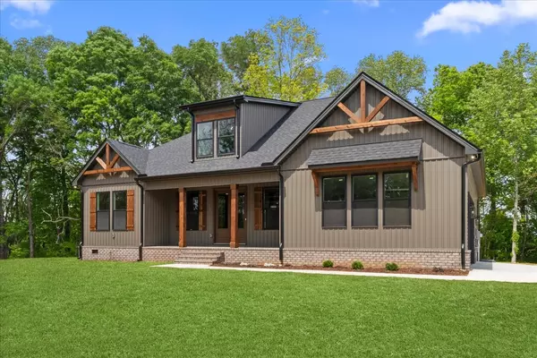 Lynchburg, TN 37352,885 Majors Cemetery Rd