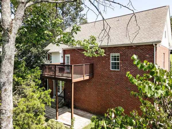 Smyrna, TN 37167,3704 Henricks Hill Dr