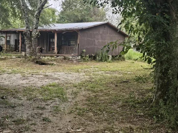 Flintville, TN 37335,677 Howell Hill Rd