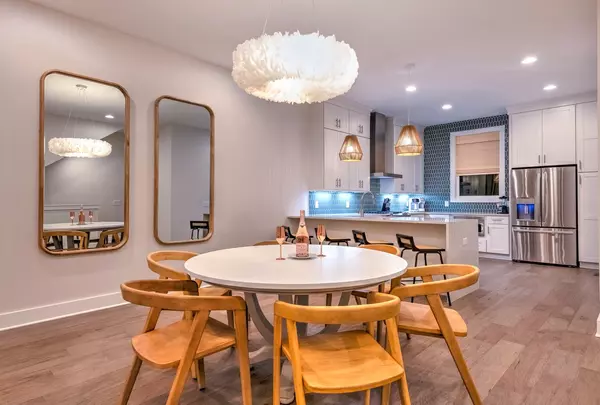 Nashville, TN 37211,2176 Carson St #16