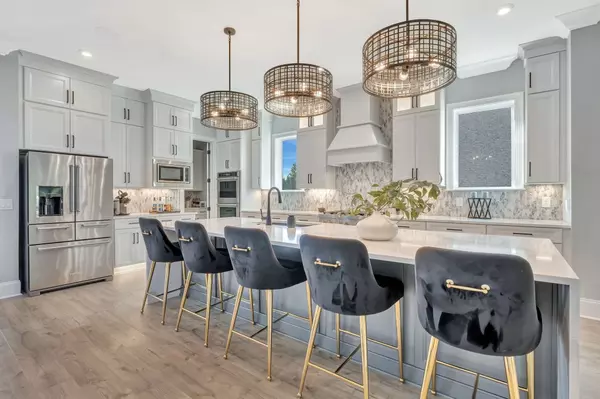 647 Concord Dr, Gallatin, TN 37066