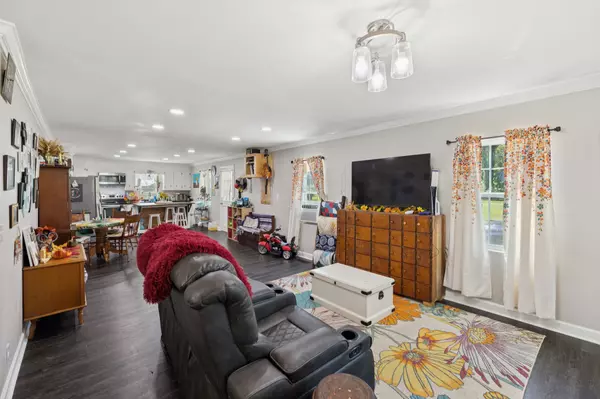 Jasper, TN 37347,736 Hancock Rd