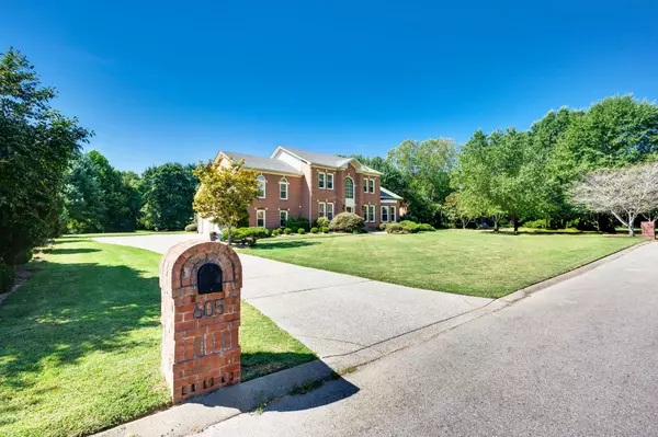 Nashville, TN 37221,605 Sparrow Ct