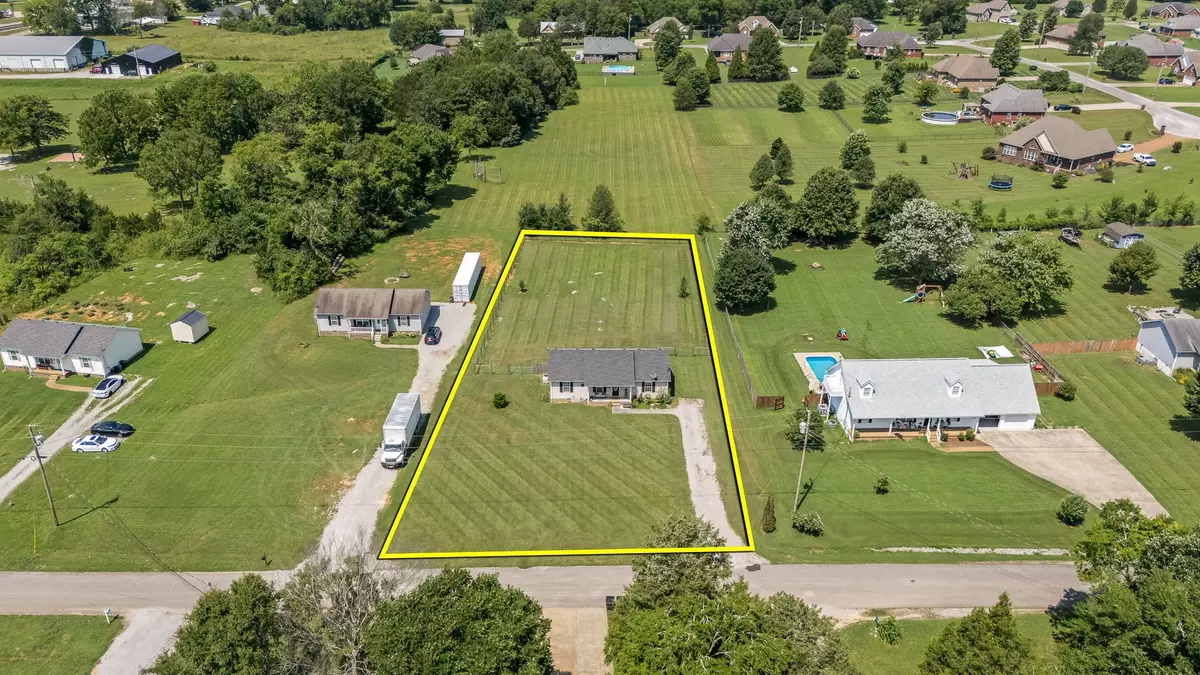 Chapel Hill, TN 37034,3937 Honeysuckle Way