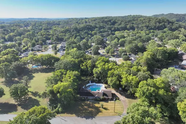 Goodlettsville, TN 37072,304 Mathes Dr