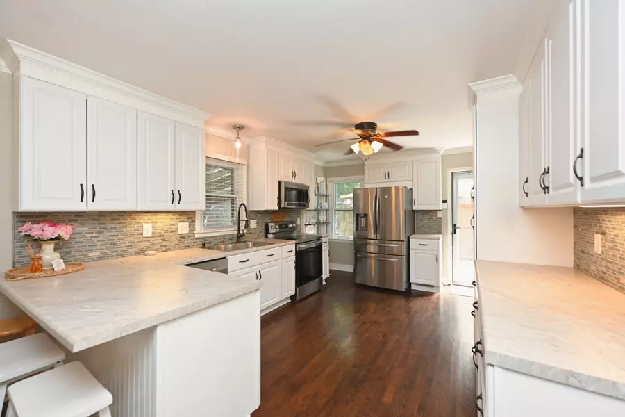 2926 Lakeland Dr, Nashville, TN 37214