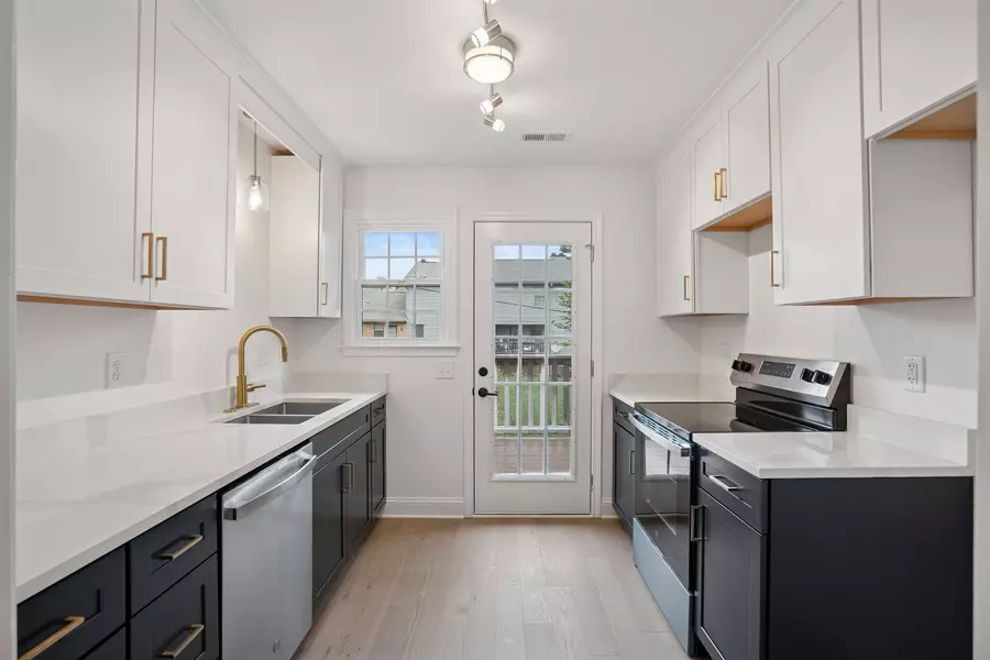 225 Ellington Pl, Madison, TN 37115