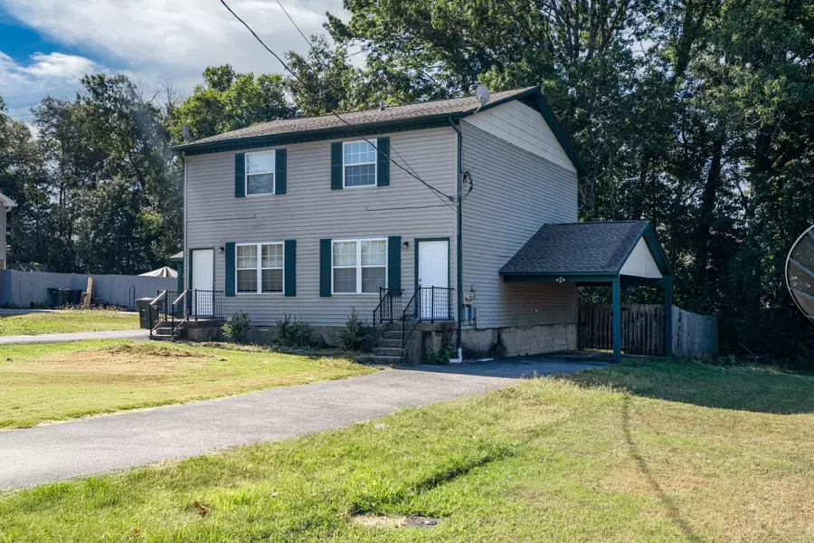 817B Oak Leaf Dr, Old Hickory, TN 37138