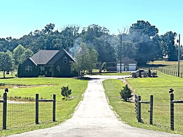 Shelbyville, TN 37160,315 Dixon Rd