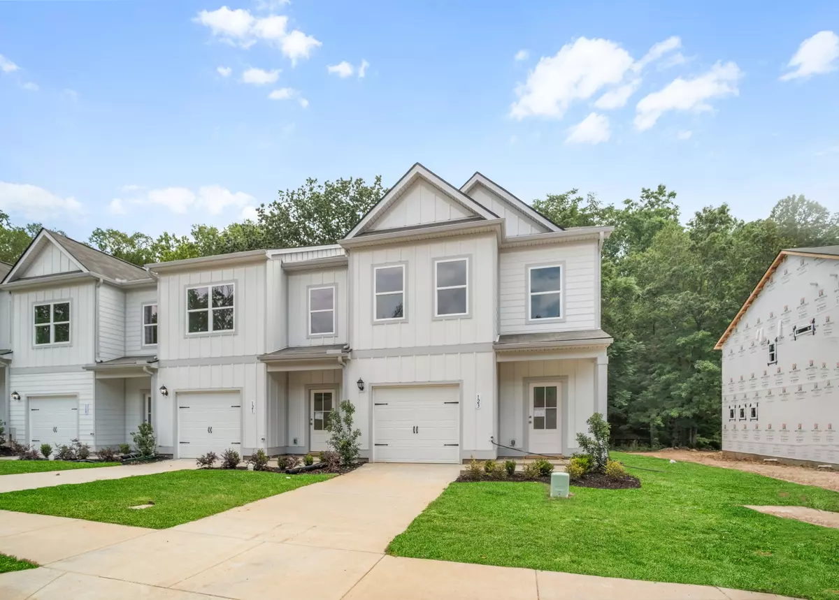 Dickson, TN 37055,123 Ironhorse Way