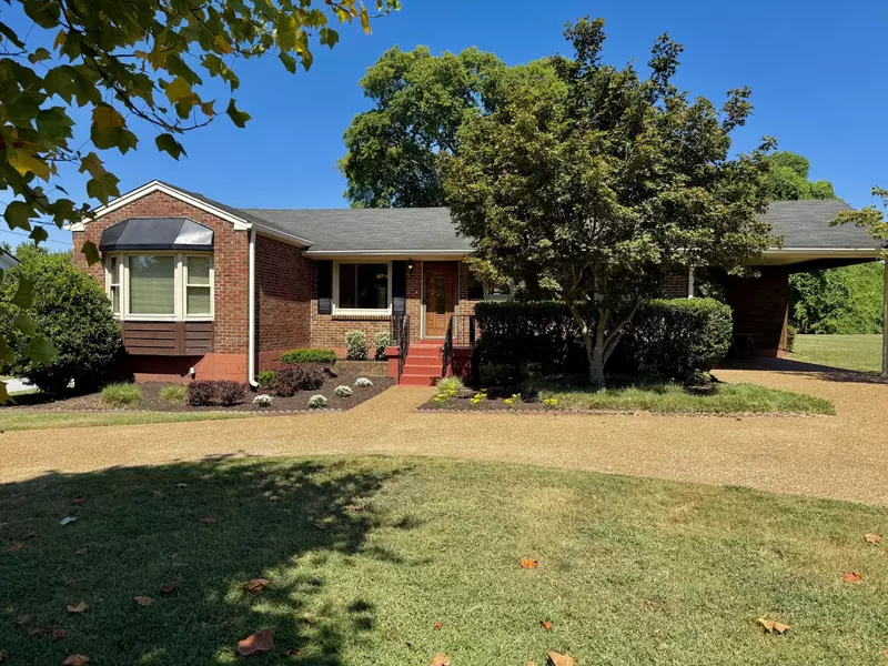 3244 Lakeshore Dr, Old Hickory, TN 37138