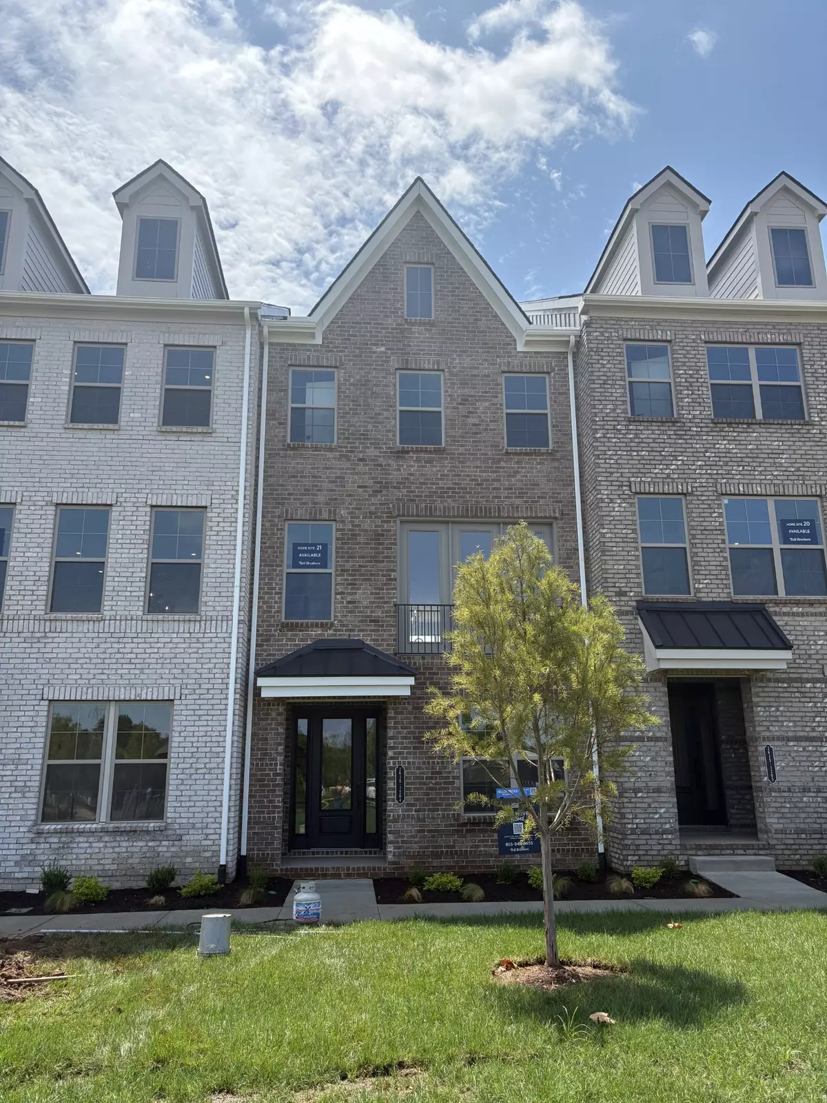 Murfreesboro, TN 37129,2615 Wilkinson Pike #1204