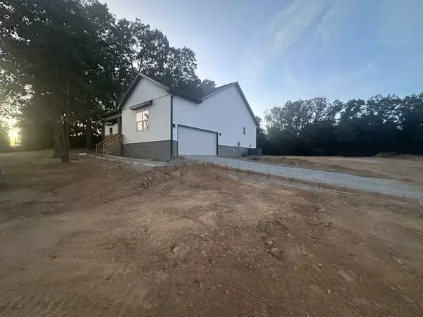 Cadiz, KY 42211,5516 Caledonia Rd
