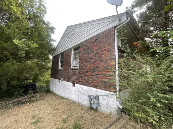 Nashville, TN 37207,439 Ewing Dr