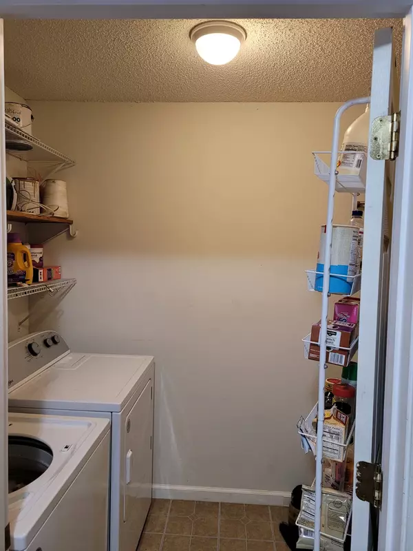 Clarksville, TN 37042,566 Bridgette Dr