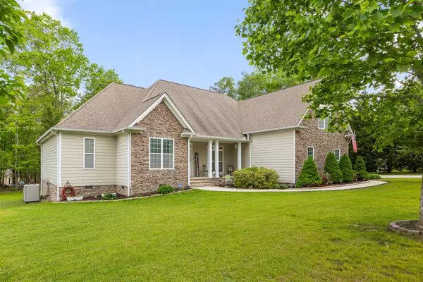 Signal Mountain, TN 37377,212 Smith Street