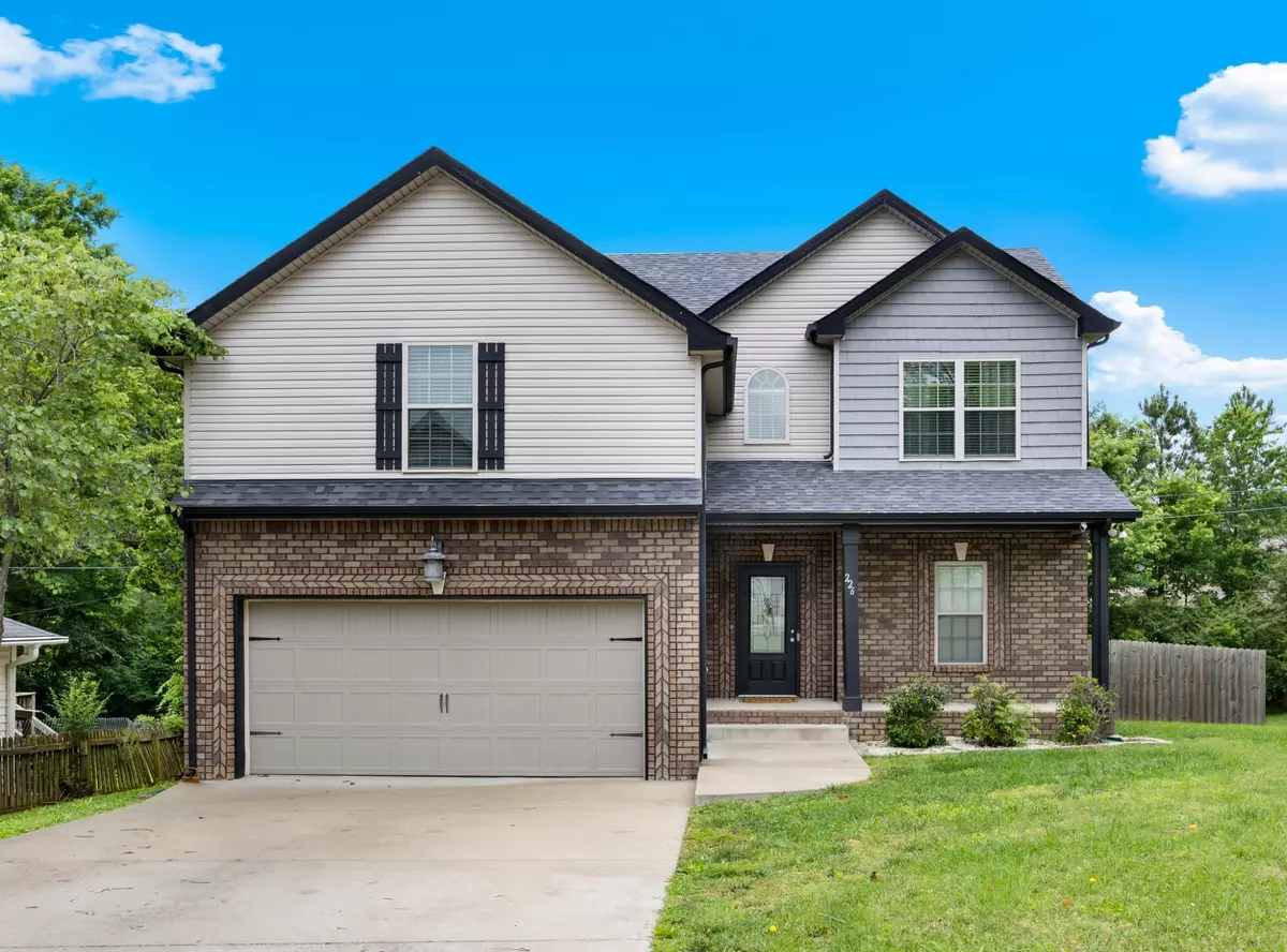 Clarksville, TN 37040,226 Fairview Ln