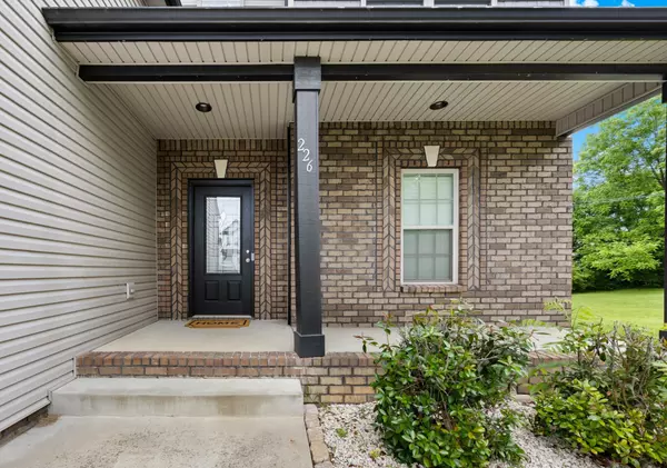 Clarksville, TN 37040,226 Fairview Ln