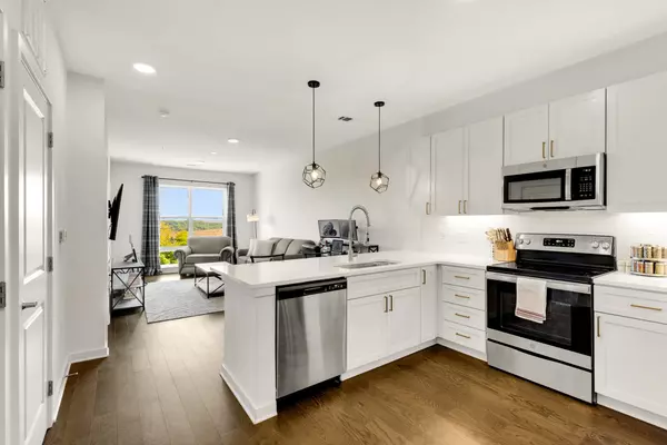 Nashville, TN 37209,1677 54th Ave #N #413