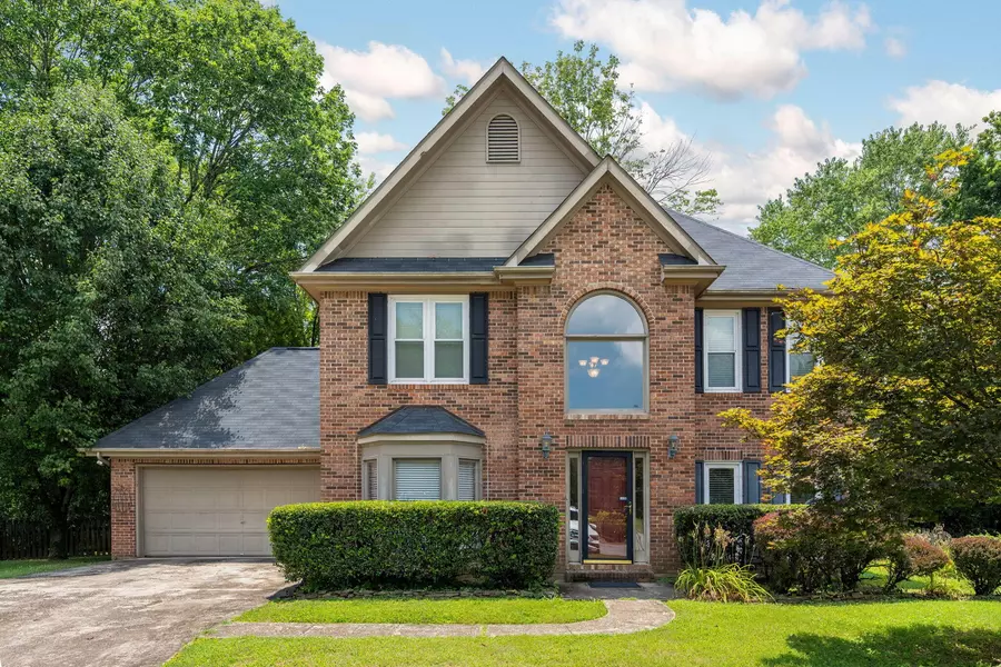 6700 W Point Drive, Hixson, TN 37343