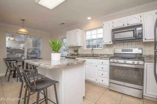 Knoxville, TN 37918,7269 Haynesfield Lane