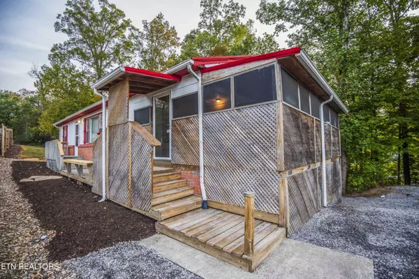 Clinton, TN 37716,110 Moccasin Hollow Lane