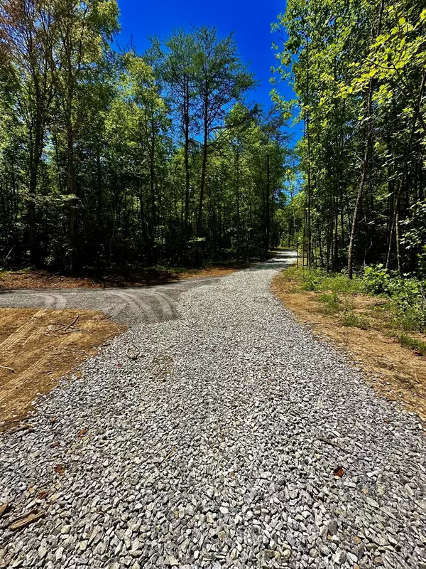 404 Pete Smith Road, Pikeville, TN 37367